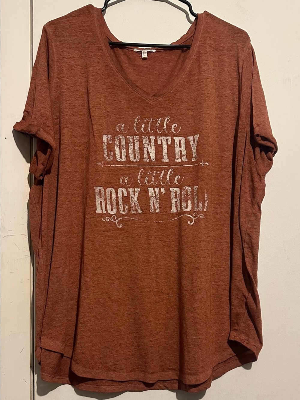 Maurices Rust Brown Graphic Short Sleeve Tee